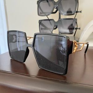 Square Oversized Sunglasses